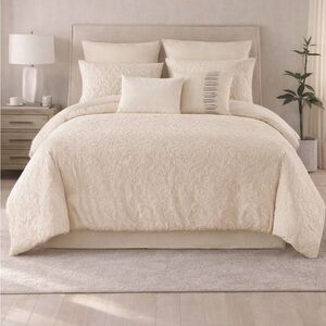 Elegant Quilted Damask duvet covert Set in Cream